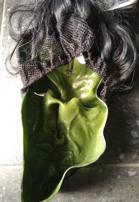 Máscara “Velho com Cara Verde e Cabelo”, em silicone – Carnaval e Hall
