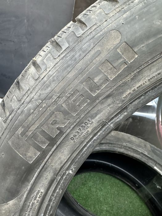 315/40 R21 Pirelli  Scorpion пара шин зимних.