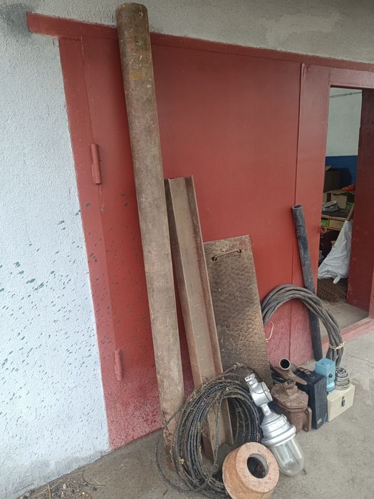 Продам матеріали металеві