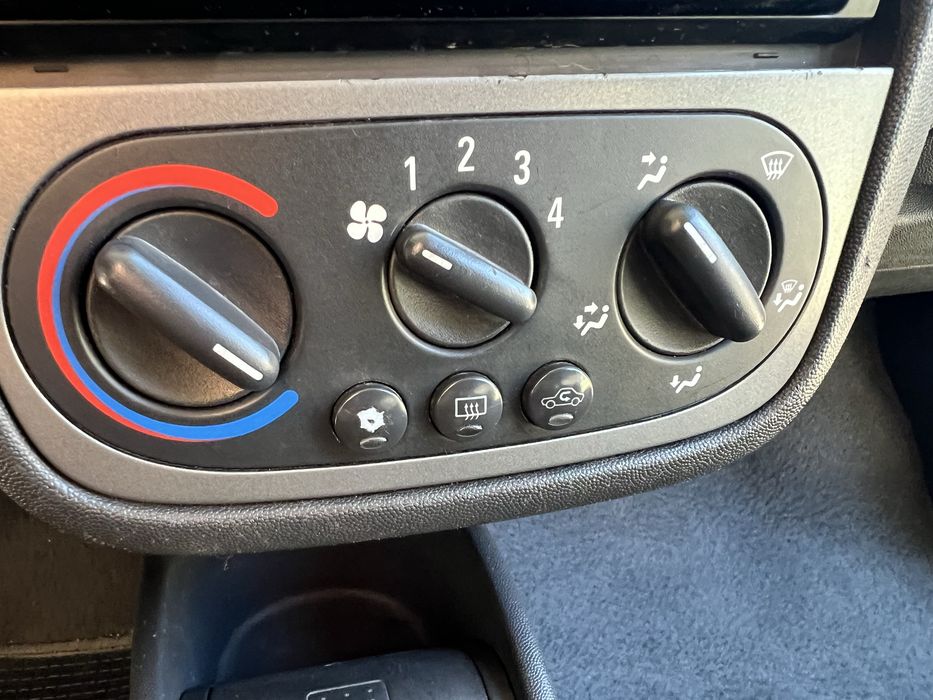 Opel Corsa 1.3 CDTI — photo 4