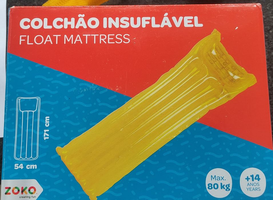 Colchão insuflável praia