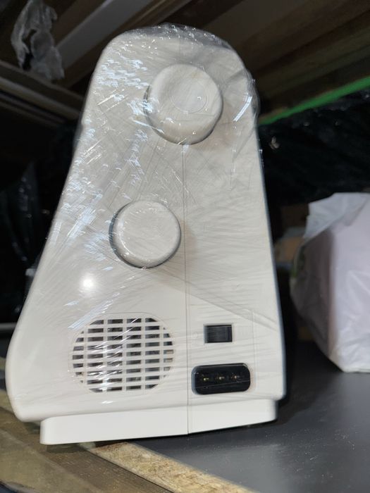 Машинка швейная minerva