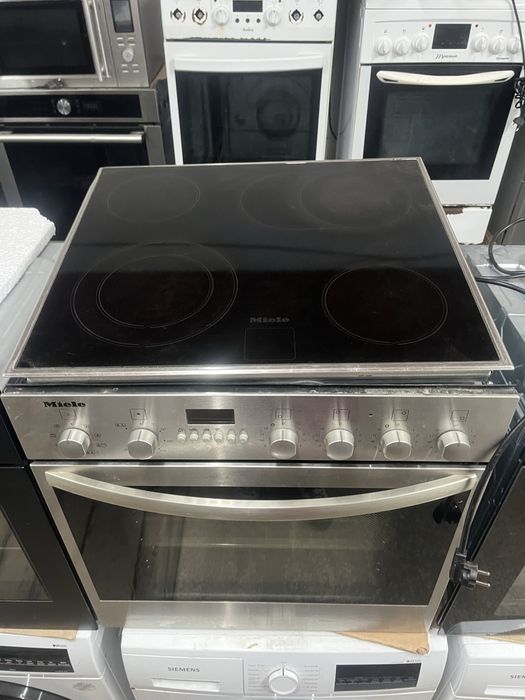 Духовка з верхом Miele