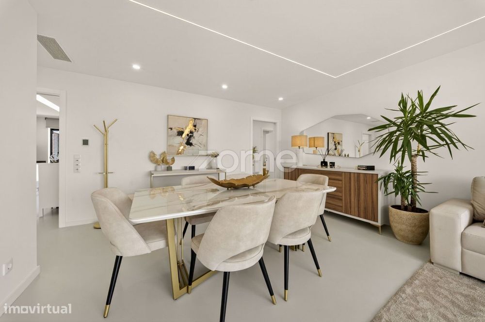 Apartamento T3 com 3 lugares de garagem no Bairro Novo da Abóboda