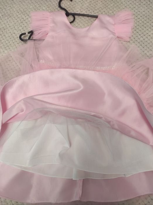 Святкова рожева сукня 122р