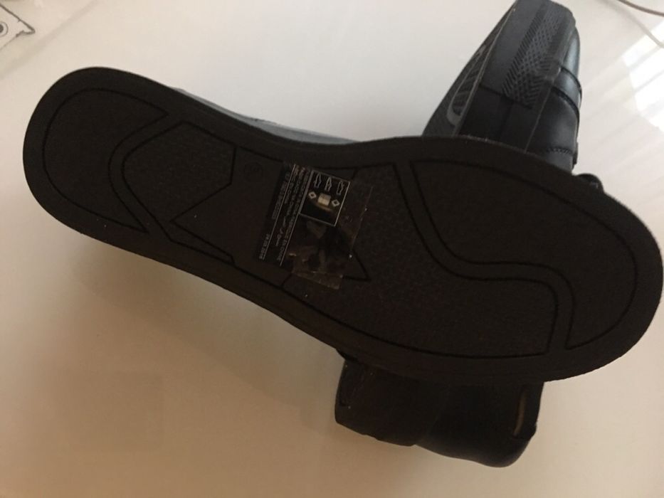 Buty Benetton roz 38