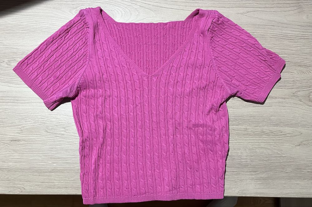 Top rosa com decote em V