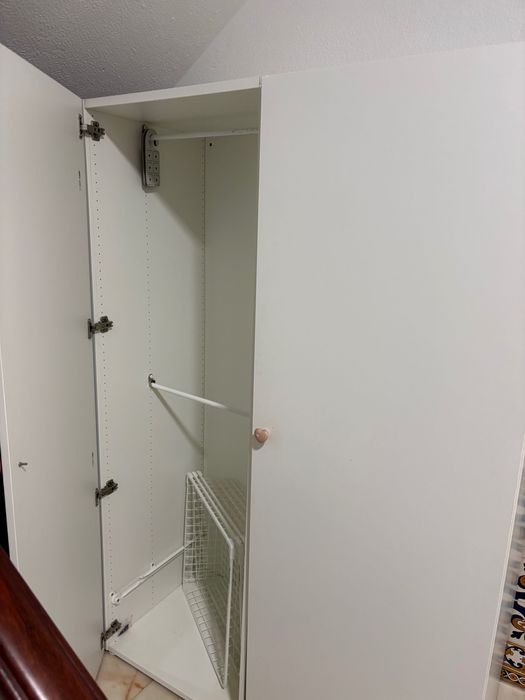 Roupeiro Ikea 2 portas