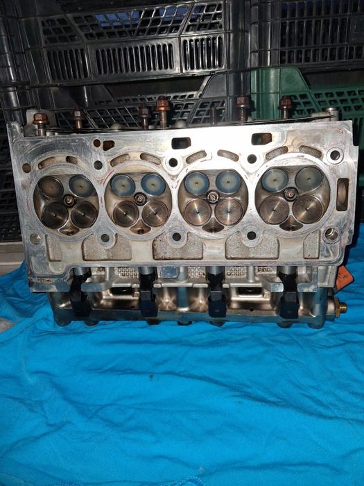 Głowica wałki vw touaran 1.4 tsi lift 10-15