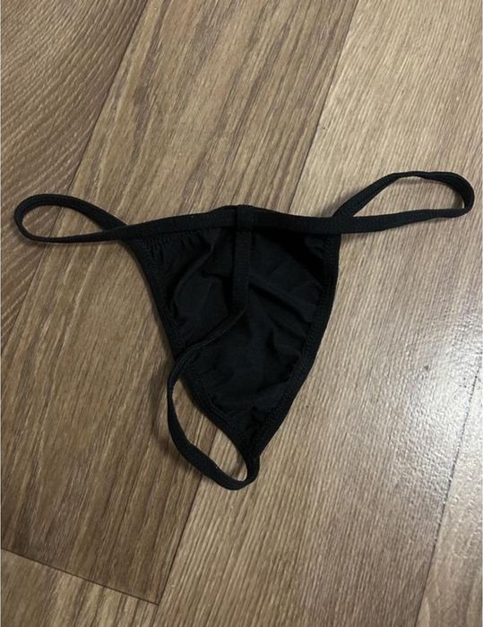 Шкіряні латексні чорні трусики стринги звабливі мініатюрні s m