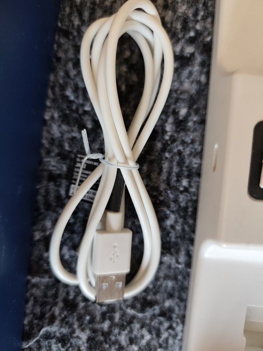 Зарядний пристрій SPEEDLINK JAZZ USB Charger для PS5 White (SL-460001-