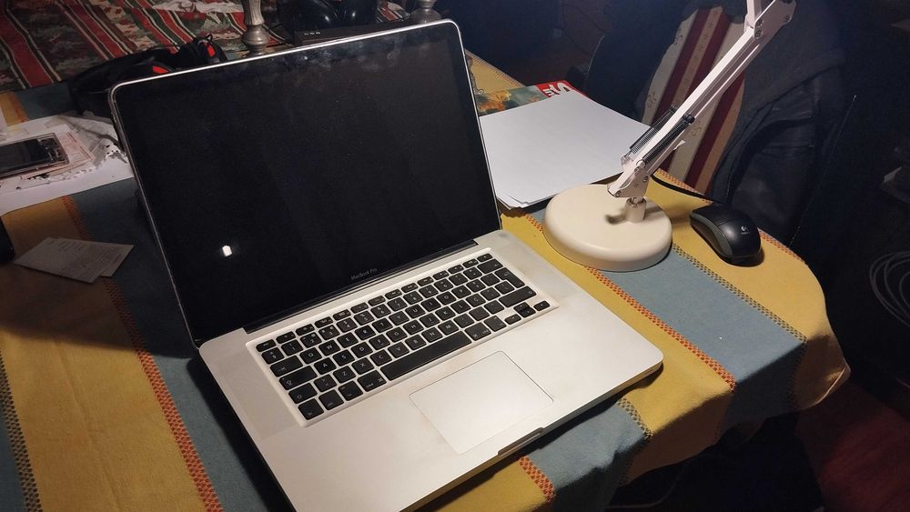 computador Macbook pro 2011 para peças