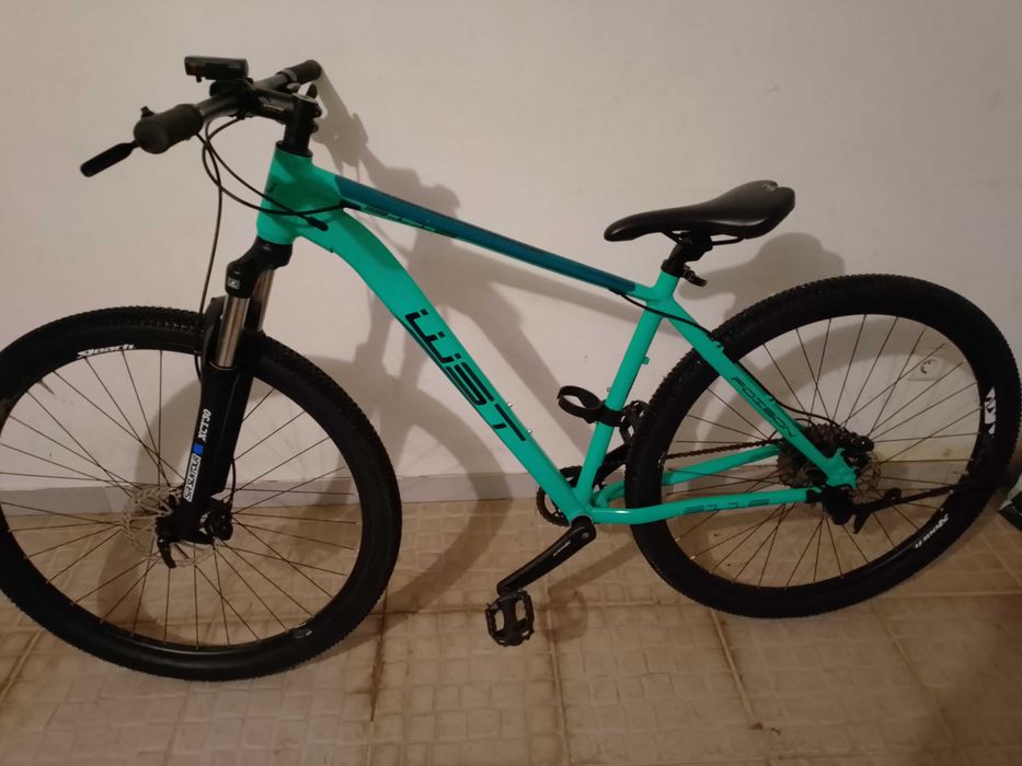 Bicicleta btt semi nova