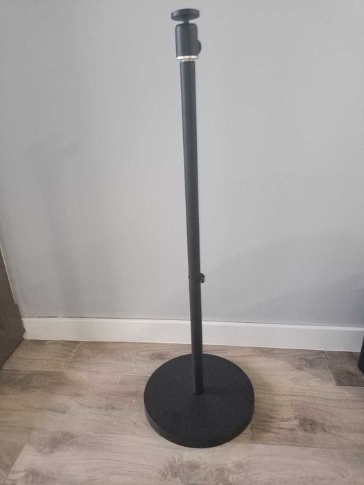 Statyw podłogowy do projektora czarny
