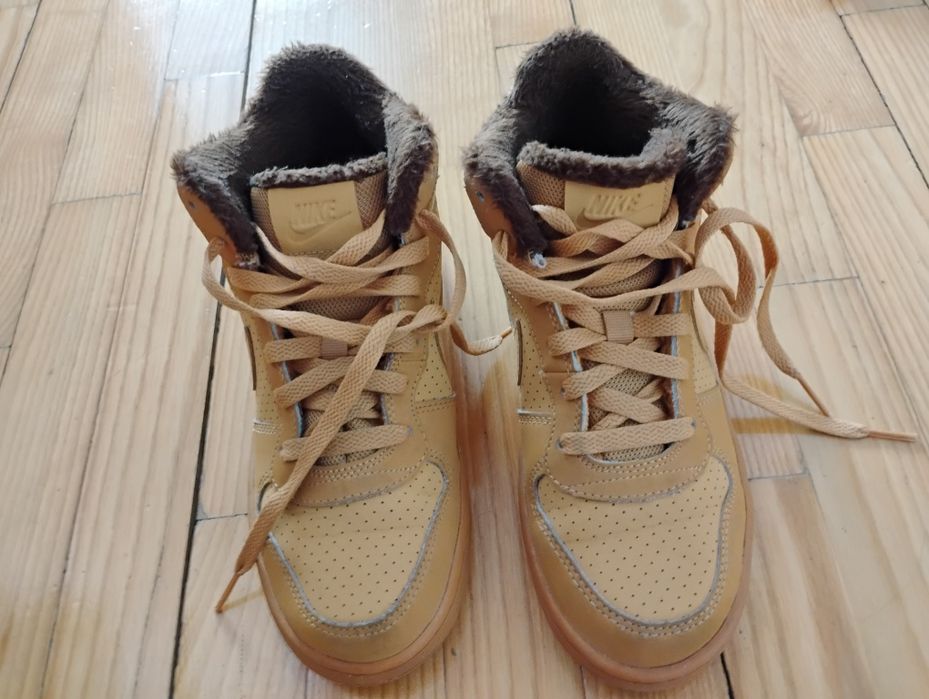 Buty dziecięce Nike r.37,5