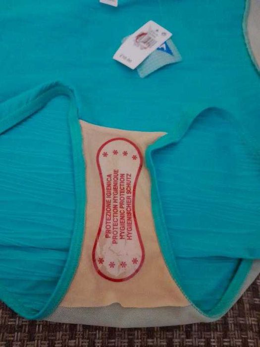 Фірмовий жіночій купальник суцільний Primark