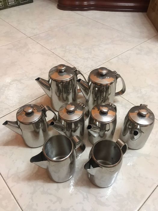 Vendo bules de chá