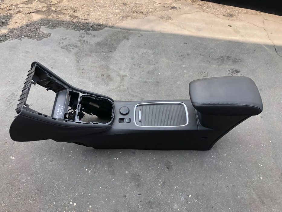 OPEL ASTRA K APOIO DE BRAÇO - Z267