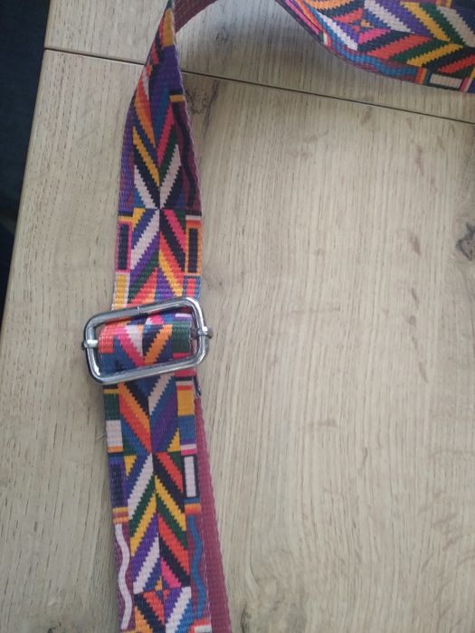 Świetny pasek do torebki