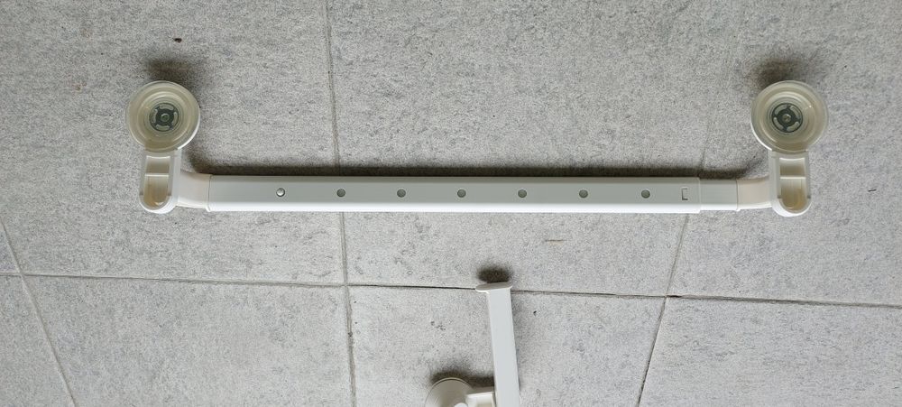 Toalheiro extensível Ikea