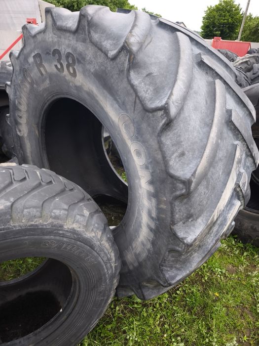 Opony 900/60 r38 Continental SVT zdrowe MITAS