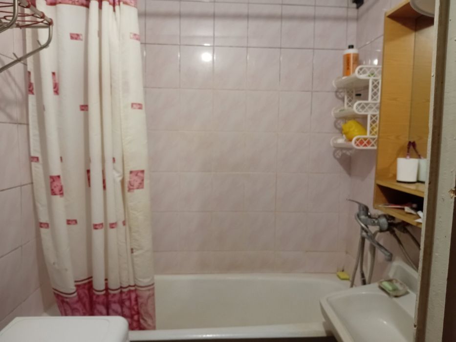 Продаж 2 кім кв вул. Заболотного, 28 Голосіївський р-н Метро Теремки Сертифікат розглядаємо