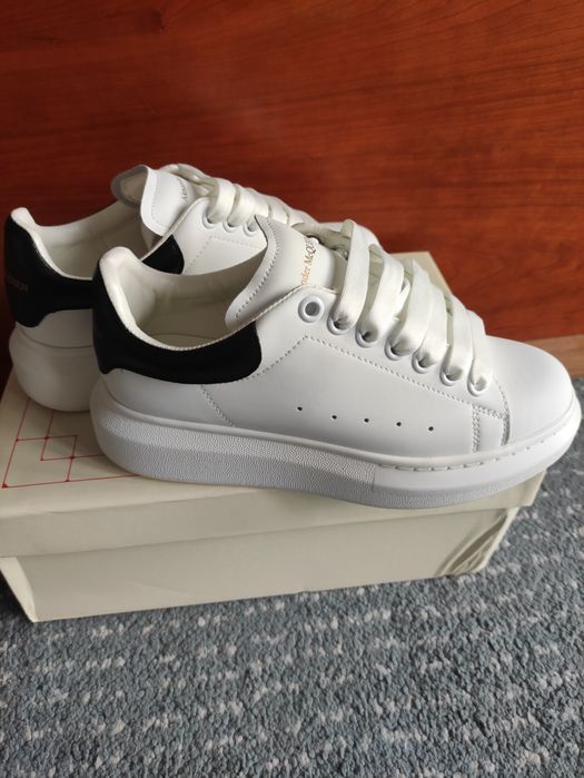 Tênis Alexander McQueen