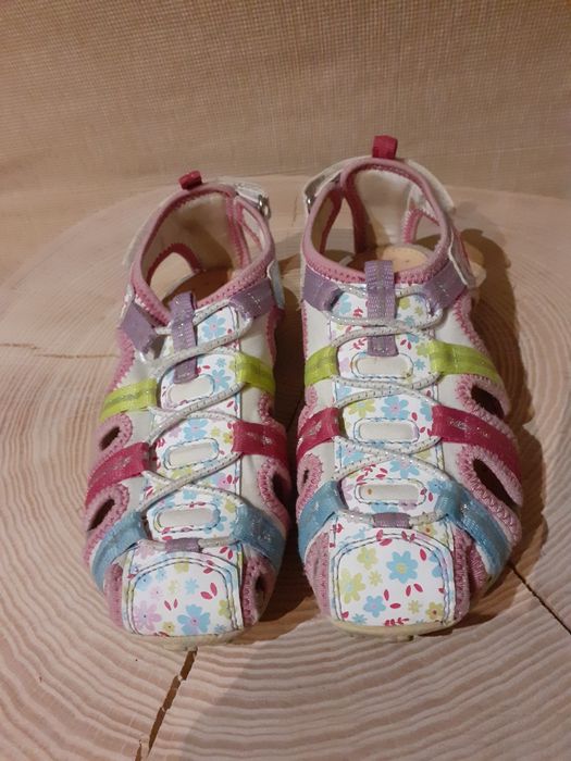 Sandały dziewczęce firmy GEOX rozmiar 33