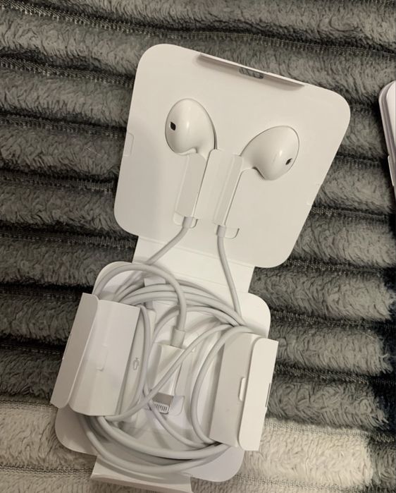 Apple earpods lightning навушникі наушники проводные