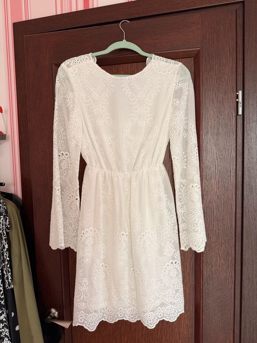 Біла мереживна сукня xs-s-m 36 розмір Mohito в ідеальному стані