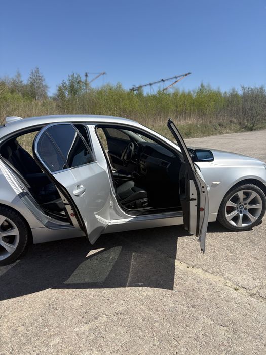 Продам хорошу BMW e60