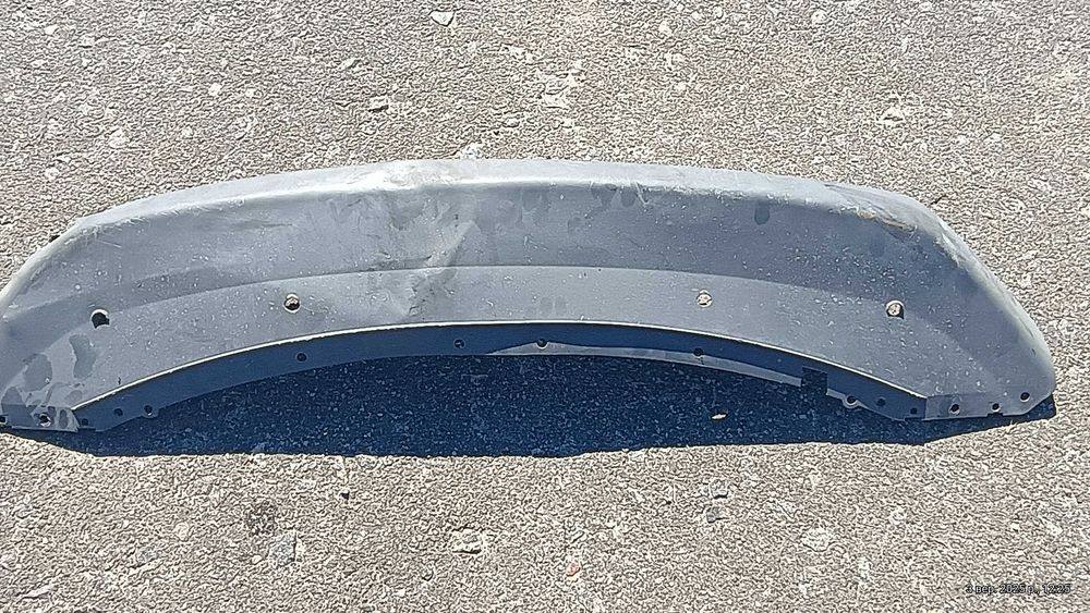 Губа бампера б/у. сіра під відновлення Nissan Rogue T33