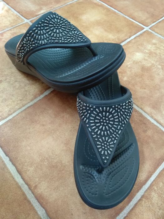 Crocs нові w8 розмір 37-38 в'єтнамки шльопанці