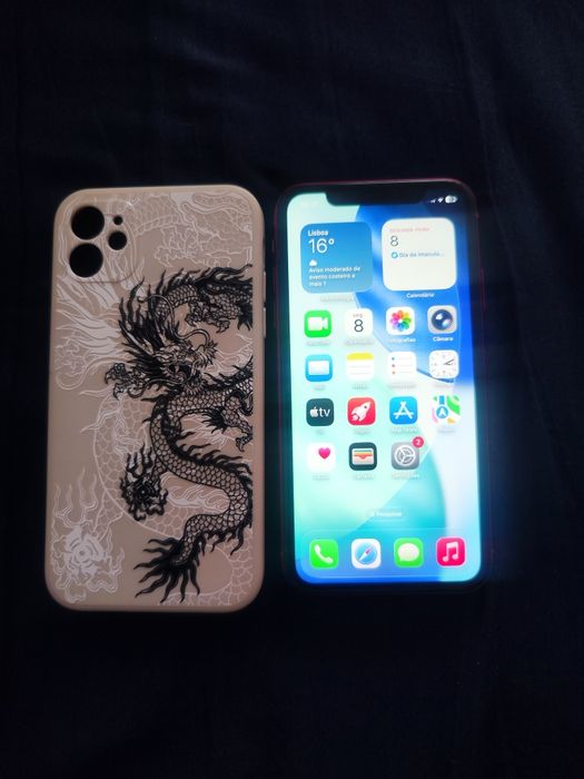 iPhone 11 vermelho