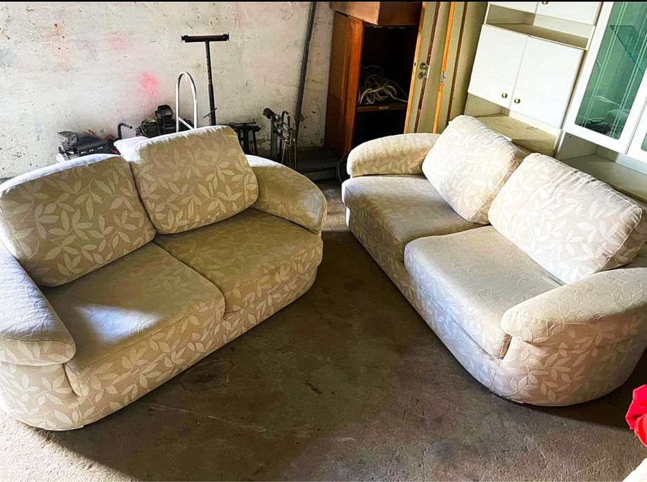 2 Sofas em tecido
