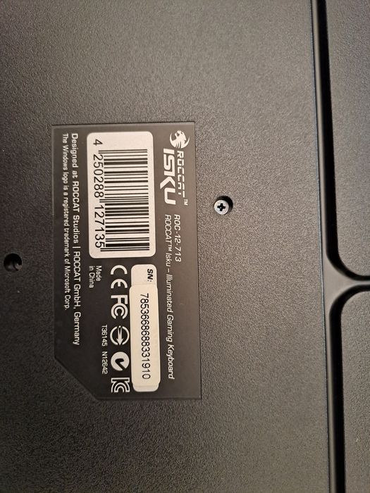 Teclado Gaming Roccat ISKU