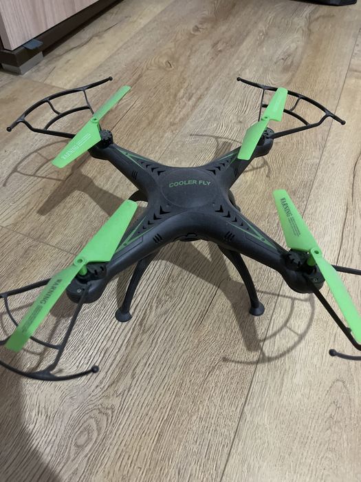 Dron Cooler Fly z kamerą – sprawny
