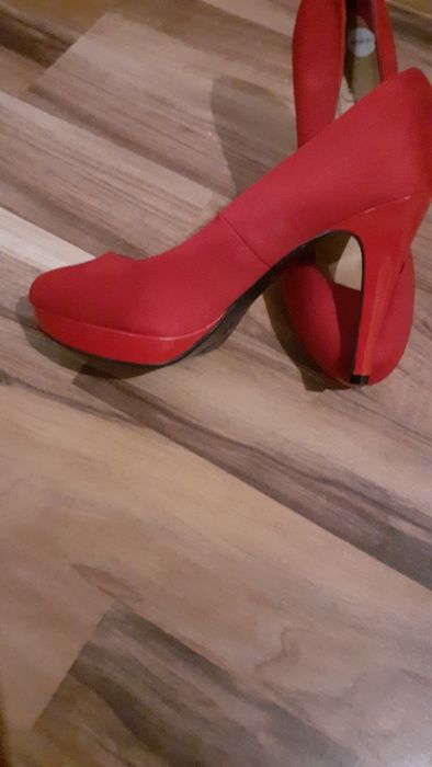Buty rozm 40 PIĘKNE