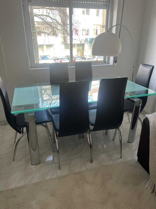 Mesa Jantar Vidro c 6 cadeiras e candeeiro