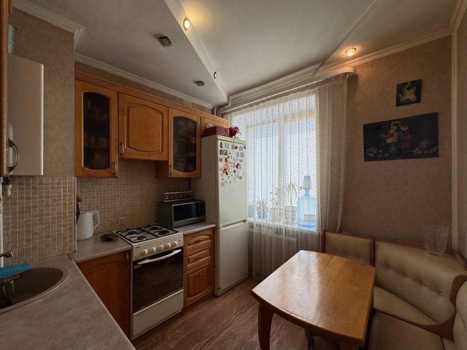 Продам 3 комнатную квартиру в центре на Грушевского