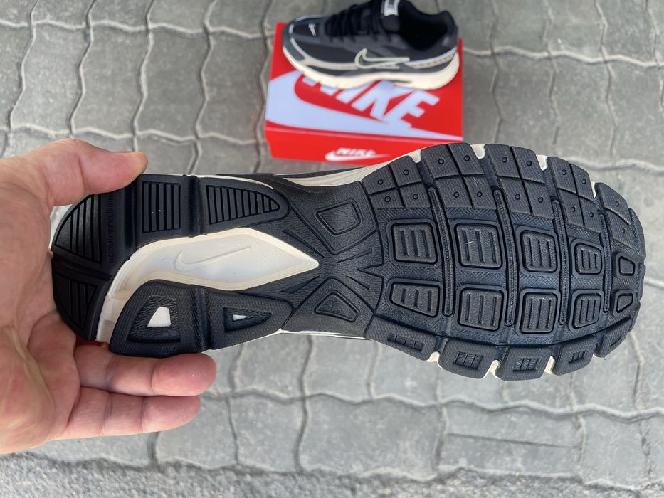 Кросівки Nike Initiator Black/ Durk blue 41-45