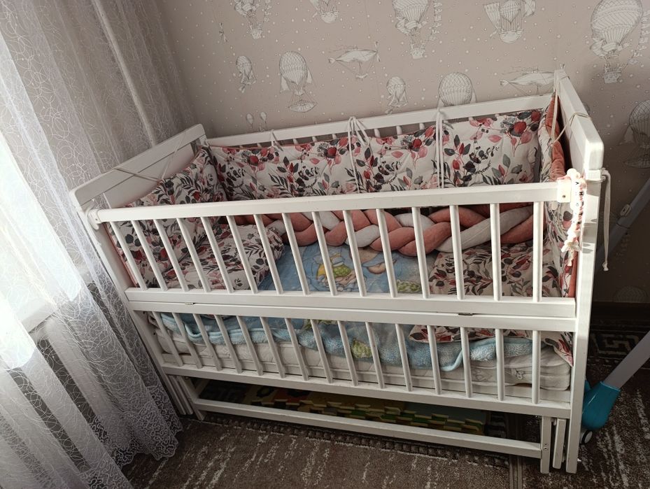 Продам дитячу кроватку