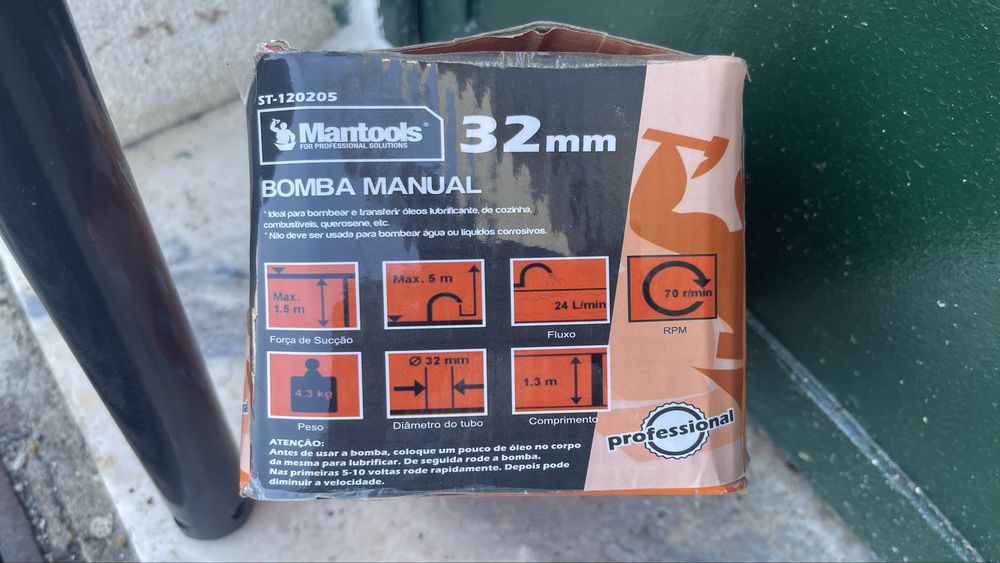 Bomba manual rotativa