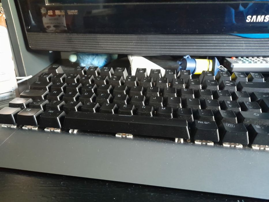 Teclado gaming e rato