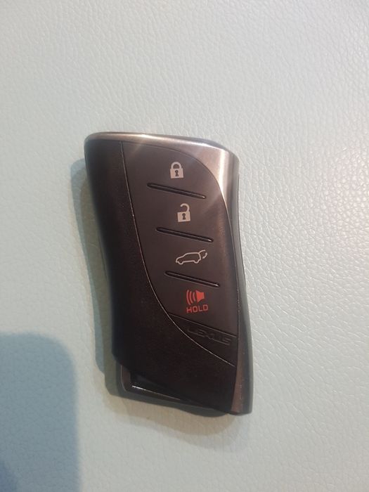 Продам ключ на Lexus ES, RX