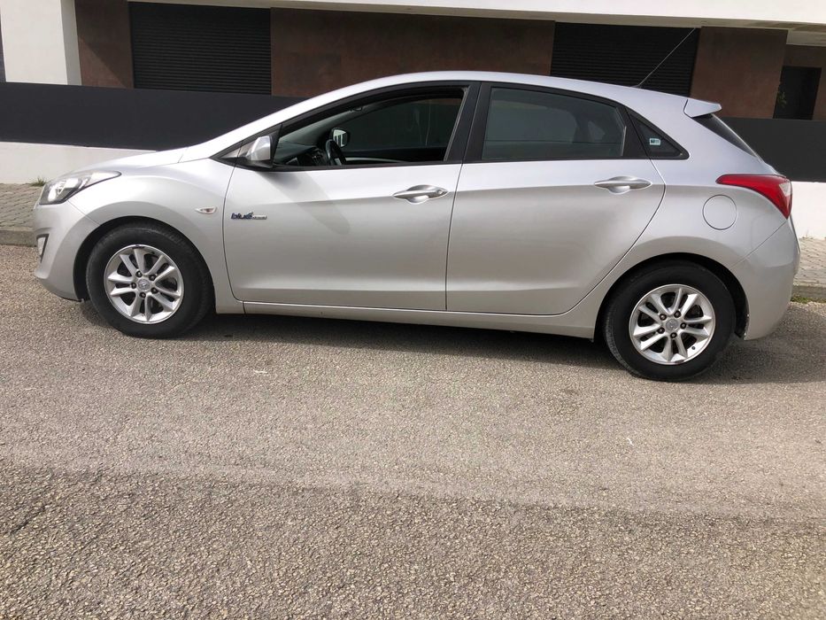 Hyundai I30   1.4 CRDI  Nacional