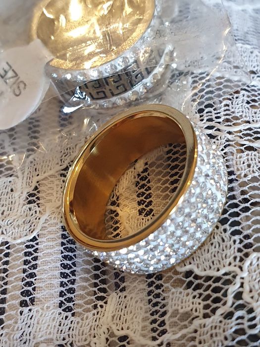 Aneis em aço variados