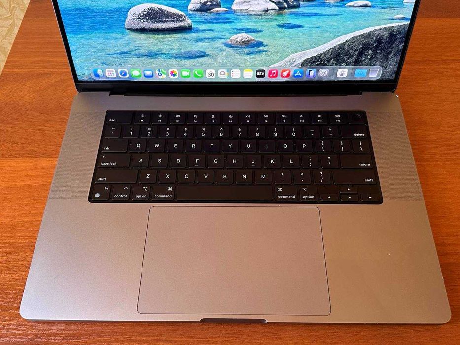 MacBook Pro 16 2021 16 512 m1 pro