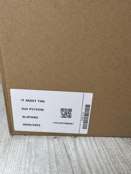 Monitor Dell P2722HE 27” IPS Full HD USB-C – jak nowy