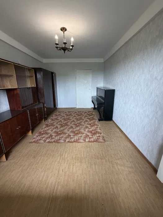 Продаж 3-кімнатна квартира Біла Церква